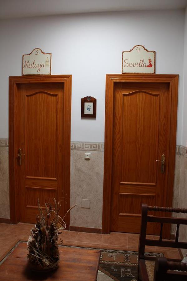 Hotel Restaurante Azabache Arboleas Exterior photo